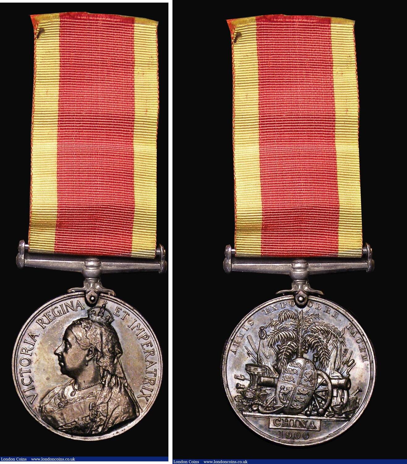 Queen Elizabeth II DG Britt Bravery in the field military award medal 